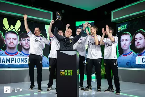 Team Vitality يعود إلى القمة ويتوج بطلاً لـ ESL Pro League Season 22